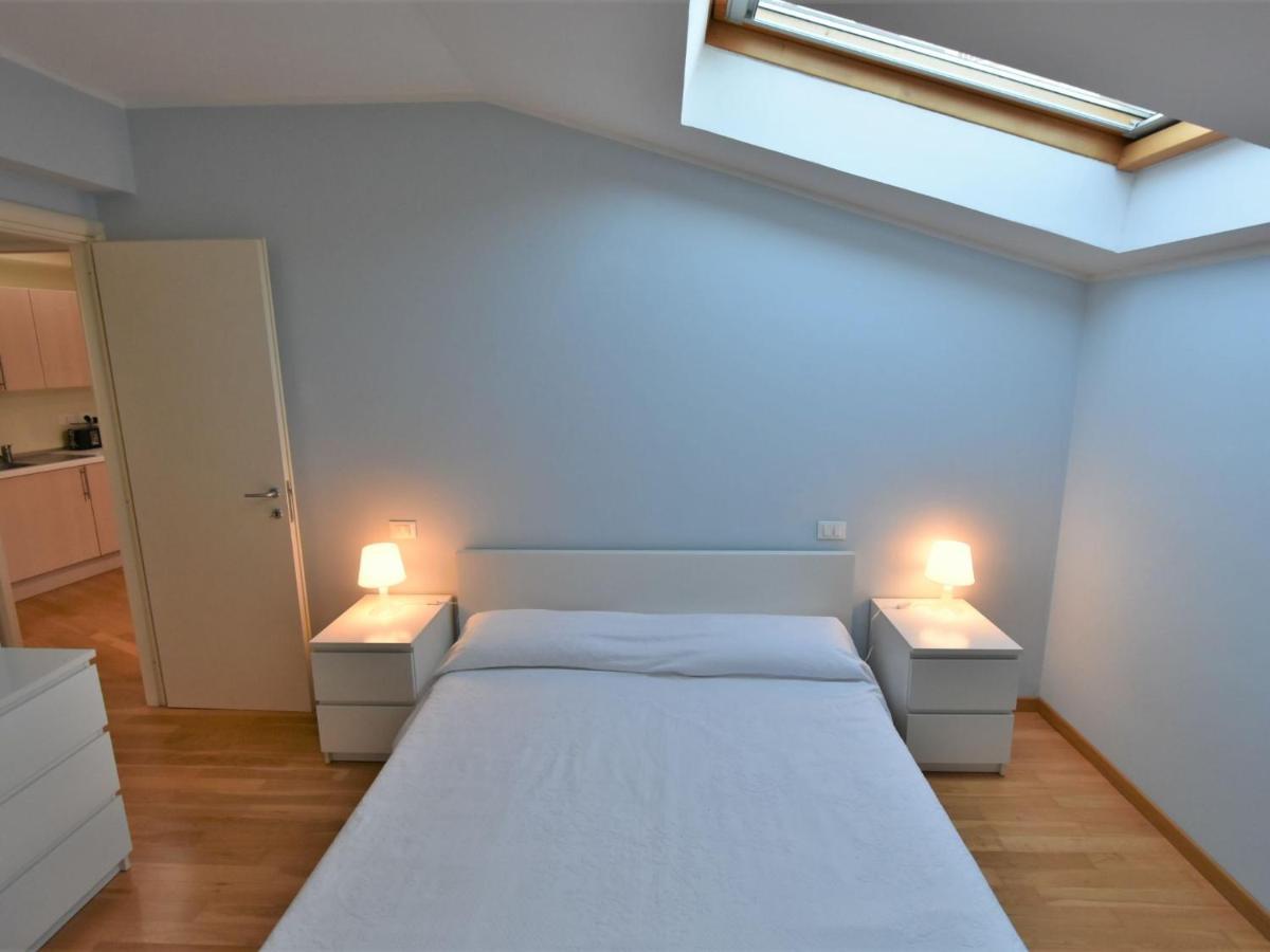 Apartment Duomo Mansarda By Interhome Iseo Dış mekan fotoğraf
