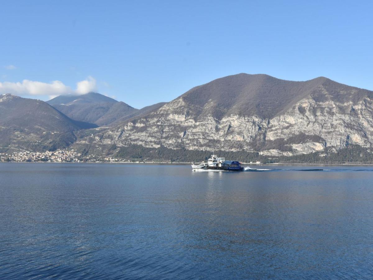 Apartment Duomo Mansarda By Interhome Iseo Dış mekan fotoğraf